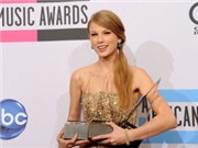 Bóng đá anh, ngoại hạng anh, lịch thi đấu euro 2012, Swift và Adele thống trị giải AMA 2011